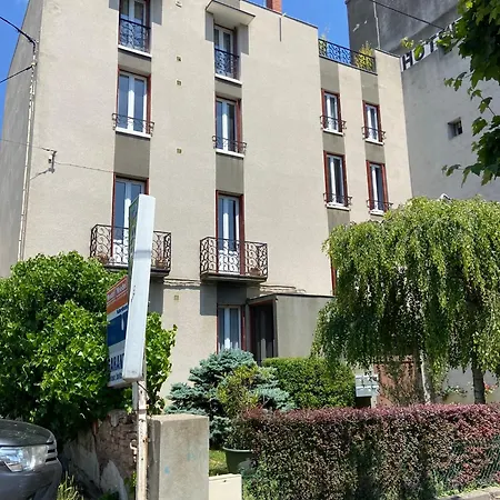 Le Gamay - Charmant T2 Avec Parking Et Terrasse Chatel-Guyon Exterior photo
